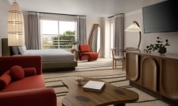 A look at the classic king room at the Sandbourne Santa Monica